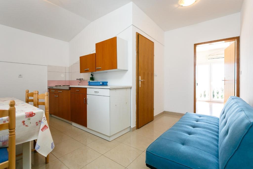 Apartments Posavec Pinezići Pokój zdjęcie